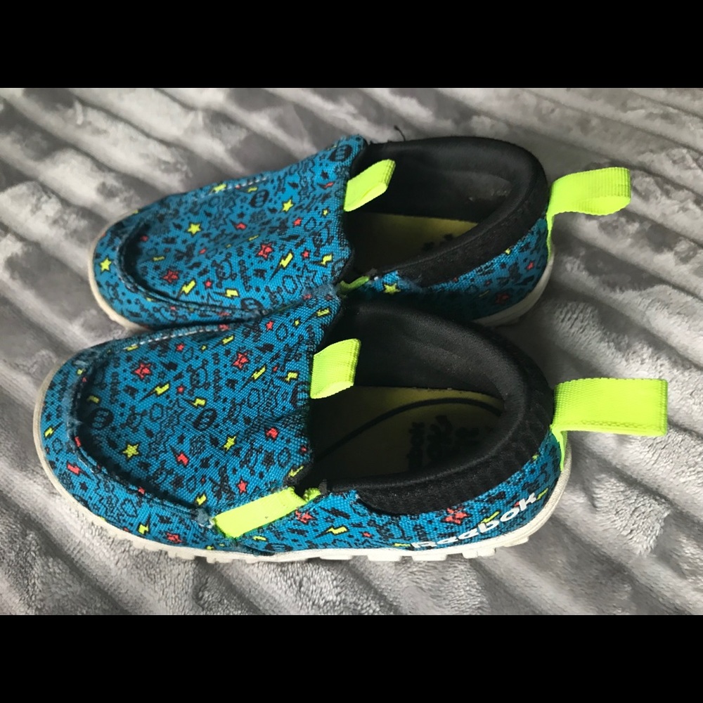 Kids shoes